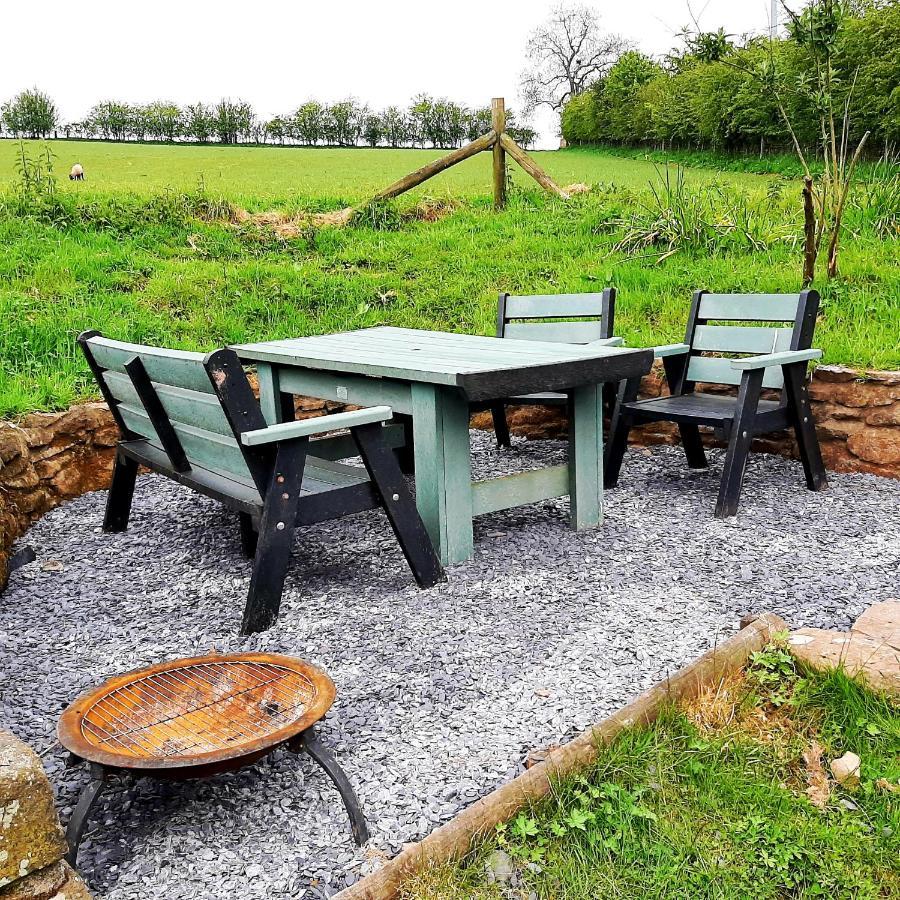 Eco Cottage Joe The Buck Craven Arms Buitenkant foto